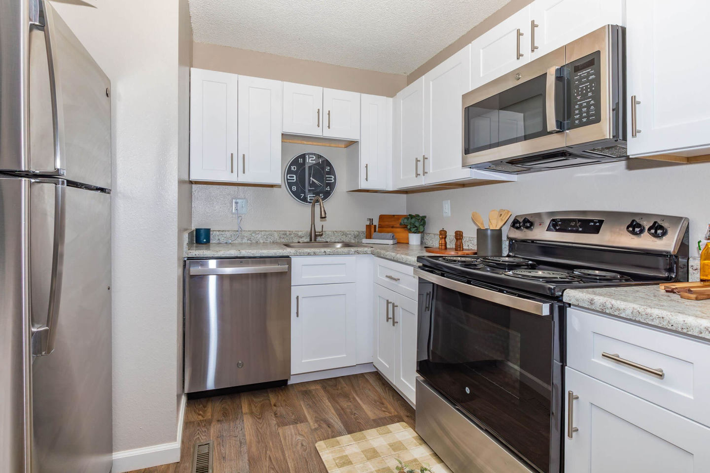 Briar Grove Townhomes Image 32