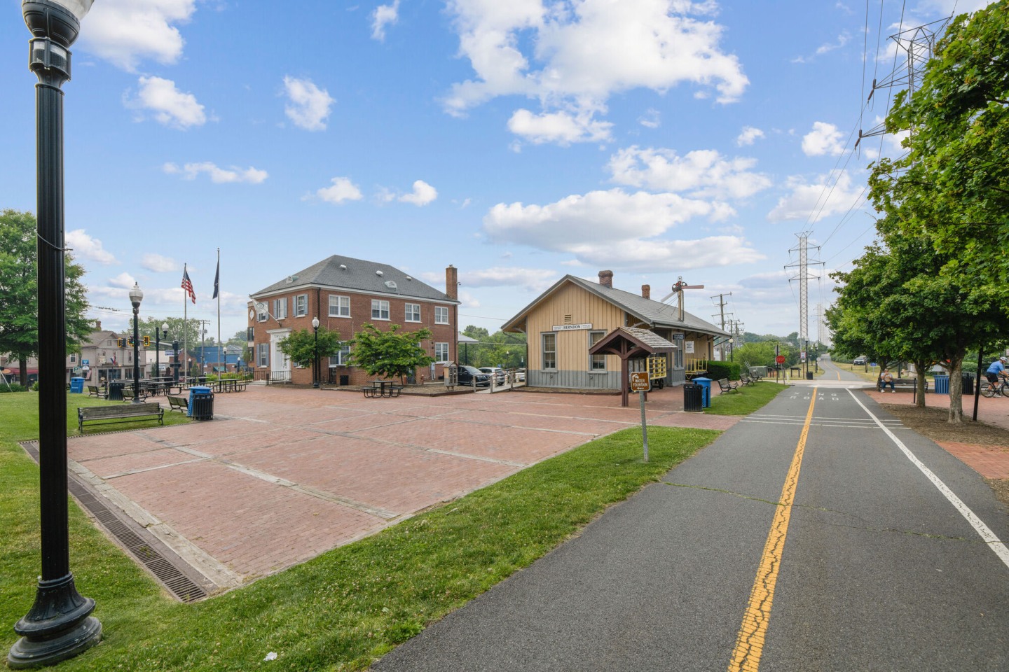 The Townes at Herndon Center Image 35