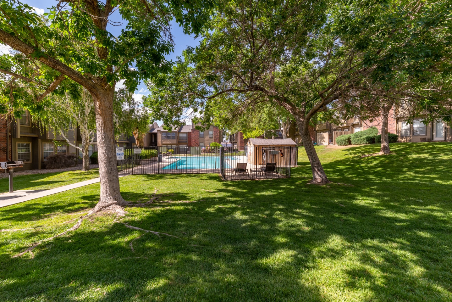Oak Tree Park Apartments Image 29