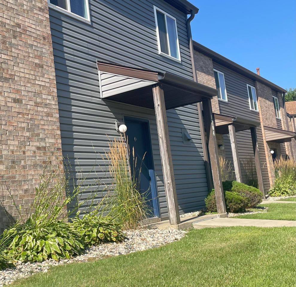 Covington Square on Vale Park Image 10