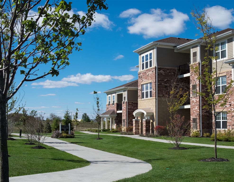 Algonquin Square Apartments Image 16