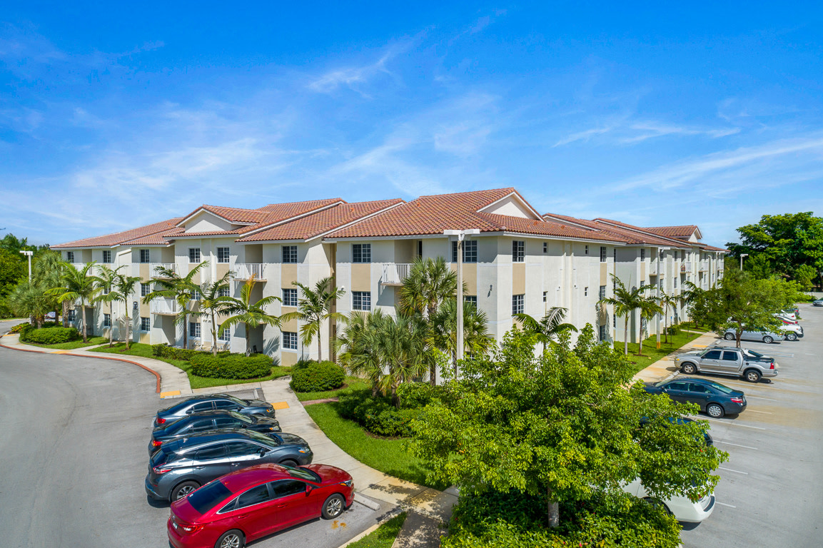 Legacy at Davie Image 15