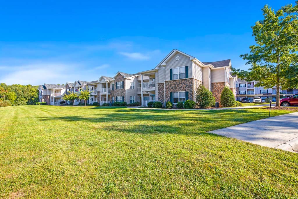 Affordable Housing - Ethan Pointe Apartments Image 5
