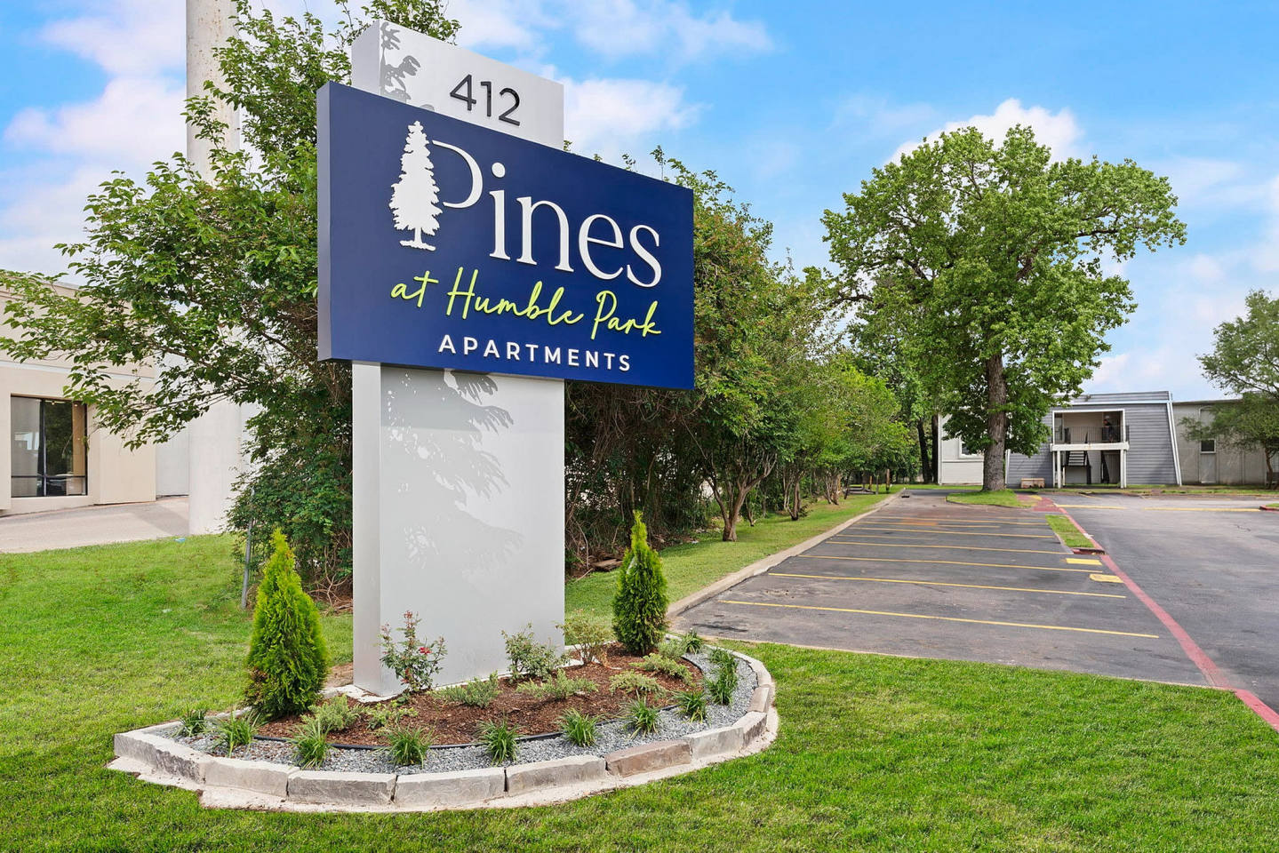 Pines at Humble Park Image 17