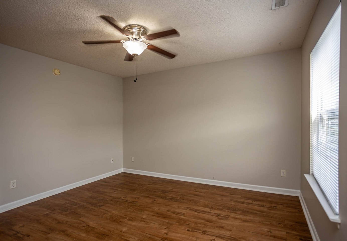 Fort Town Place Image 19
