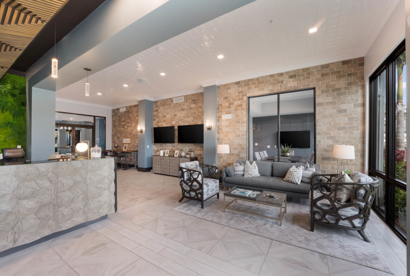Axis One Image 46