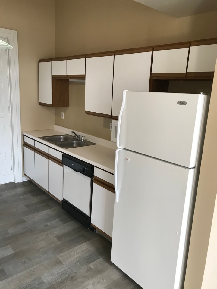 Saunders School Apartments Image 34
