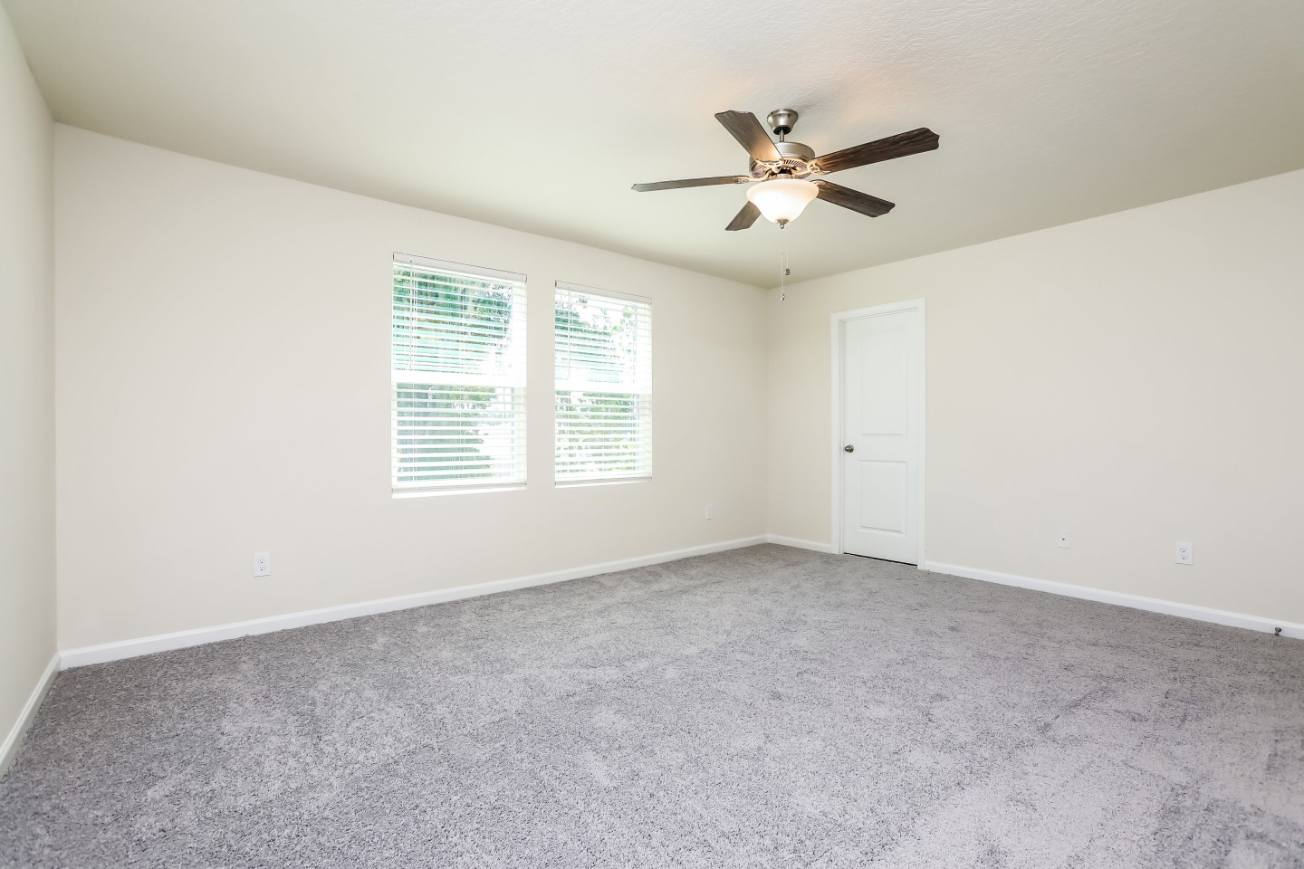 Lincoln Oaks Image 18