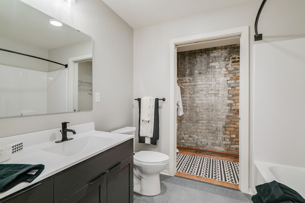 Commission House Apartments Image 11
