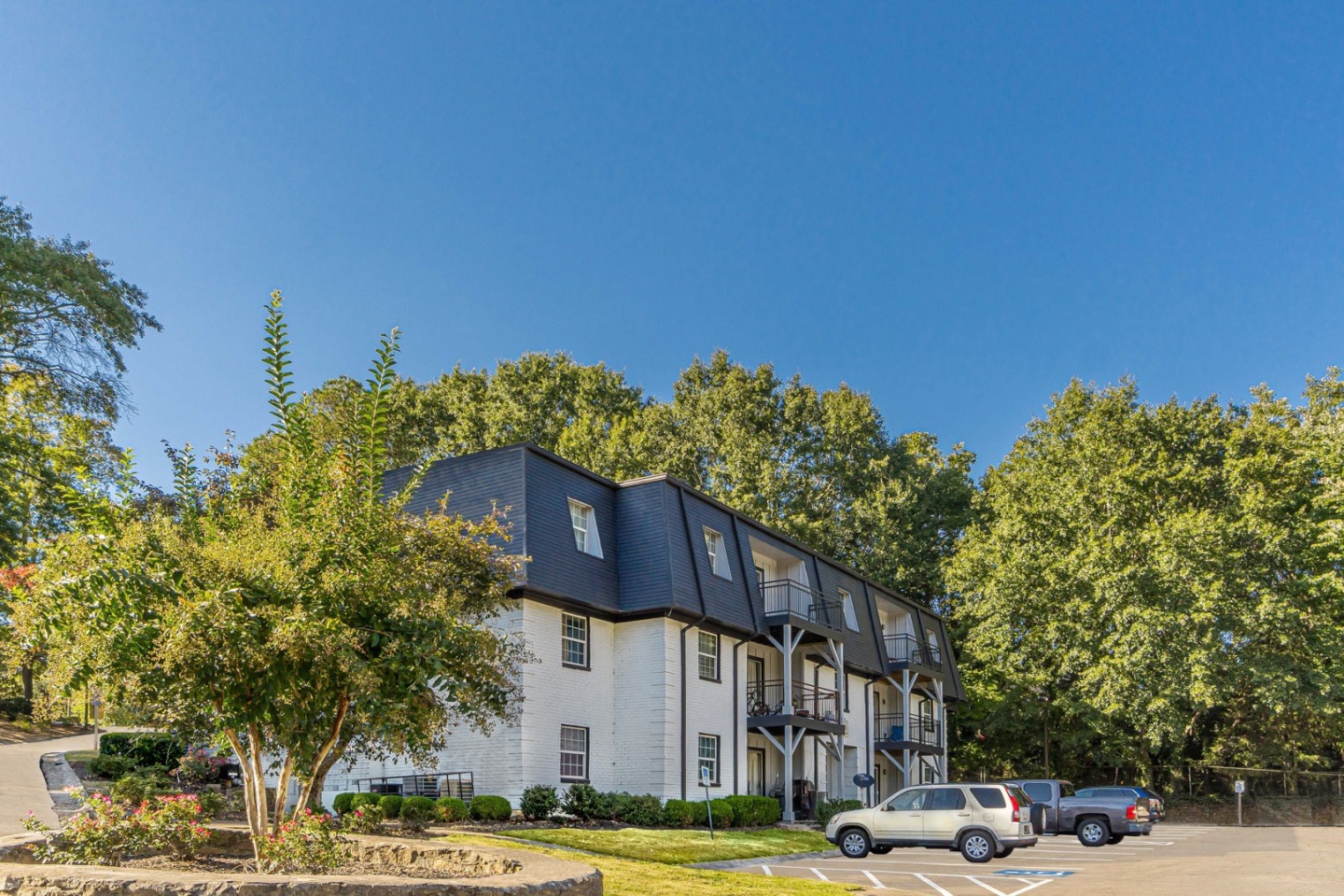 Pines at Lawrenceville Image 21