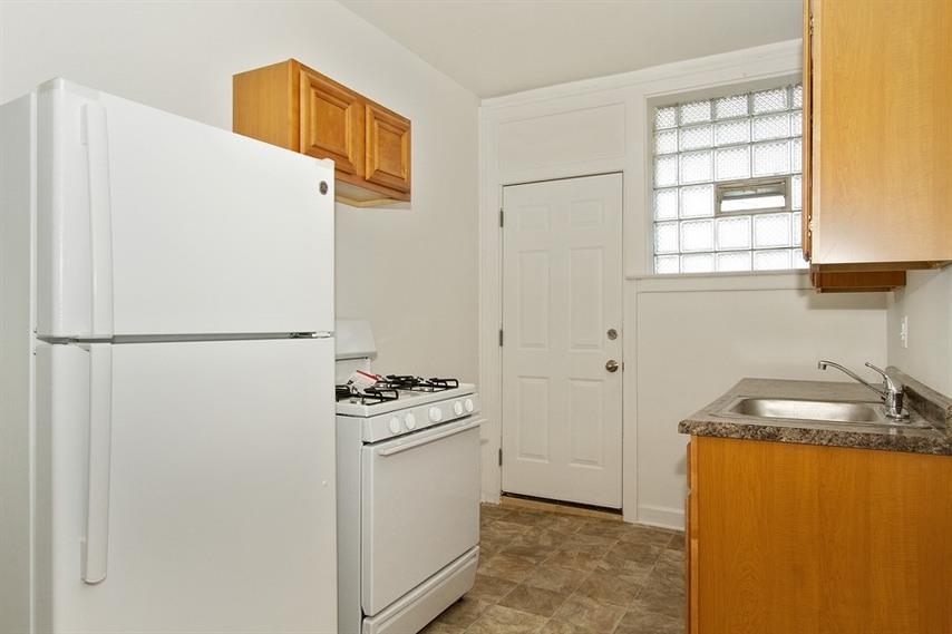 8259 S Elizabeth St Image 4
