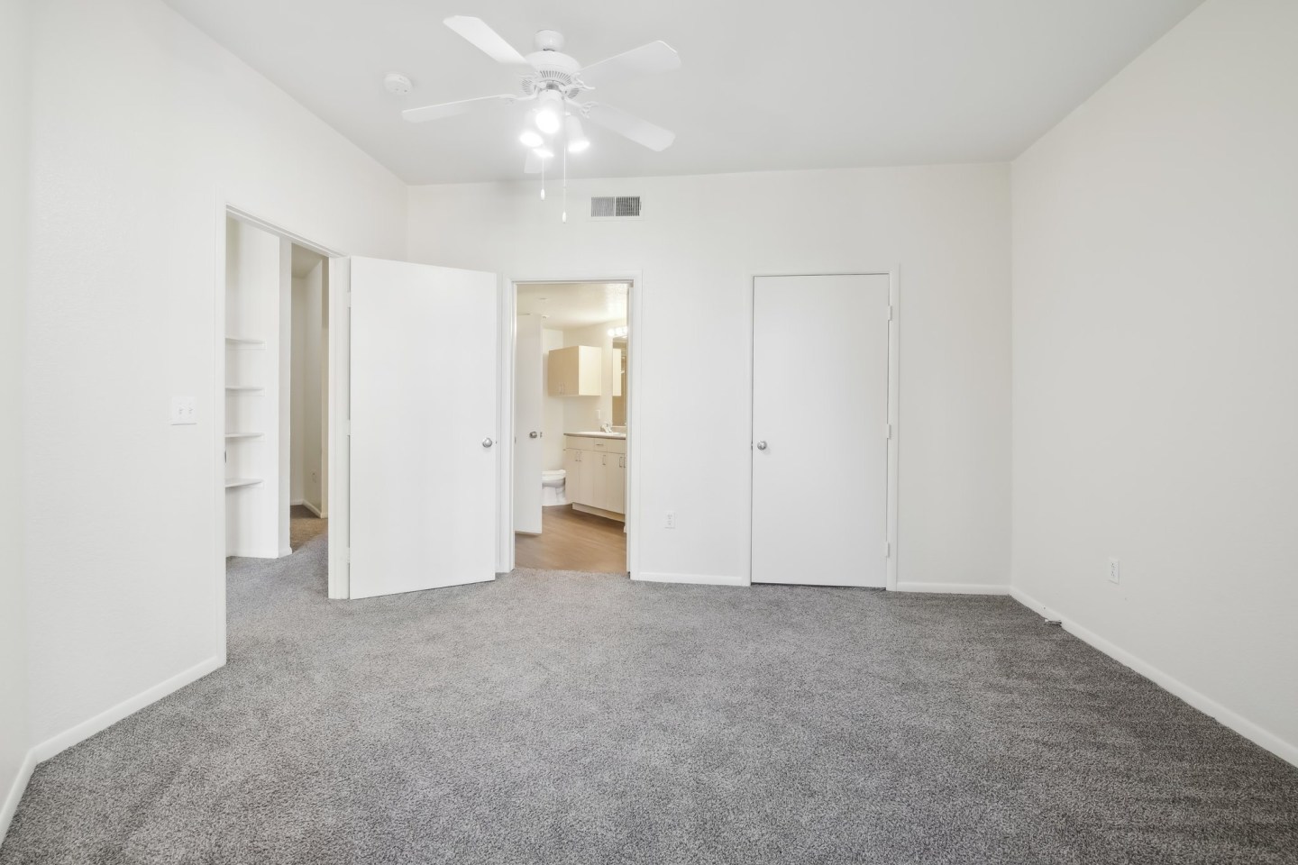 Uptown Square Apartment Homes Image 44