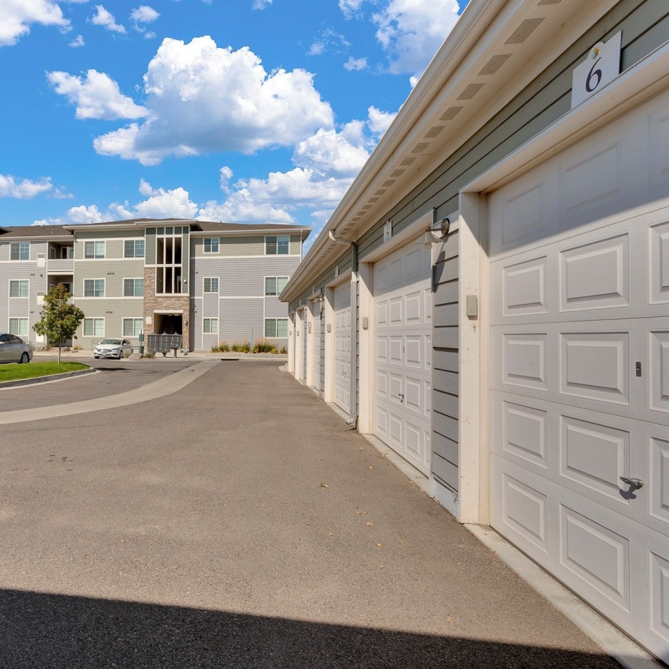 Enclave Belle Creek Apartments Image 9