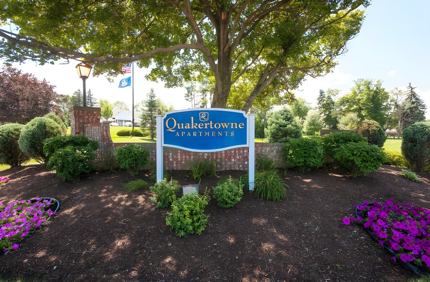 Quakertowne Image 9
