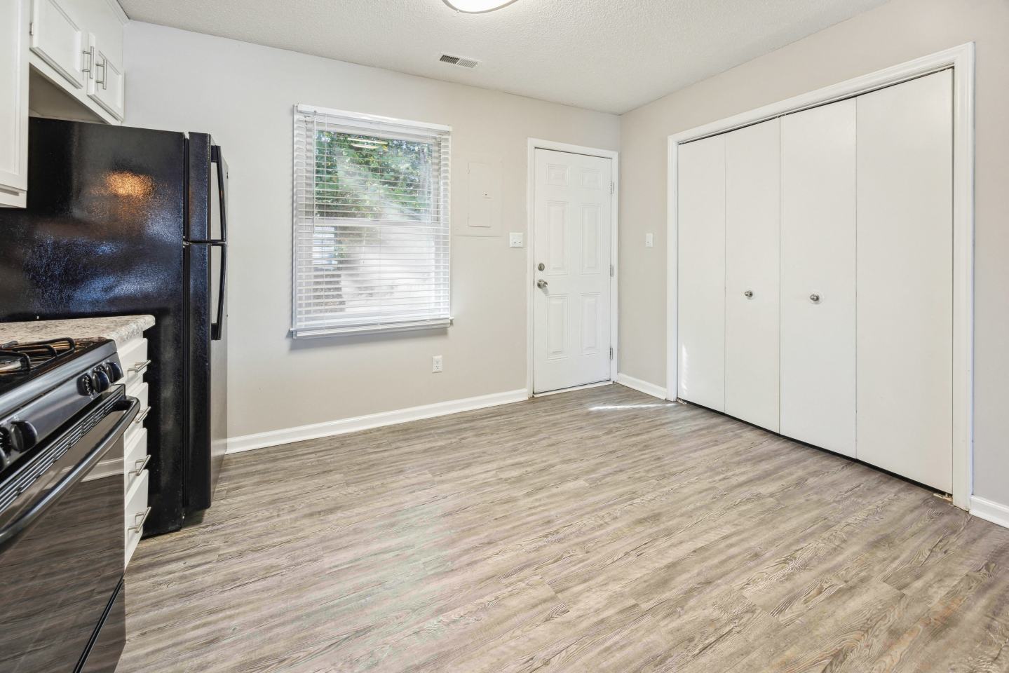 Belmont Heights Apartments & Townhomes Image 34