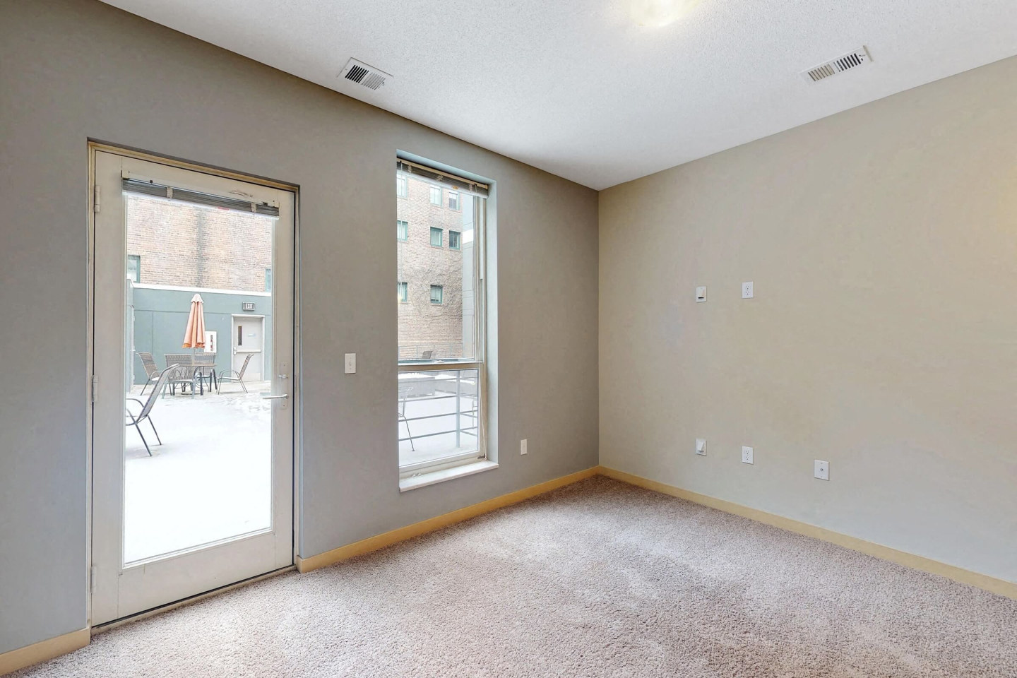 L14 Flats Image 56