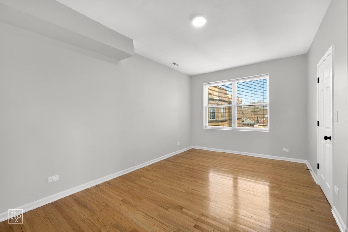 1145 N Austin Blvd Image 13