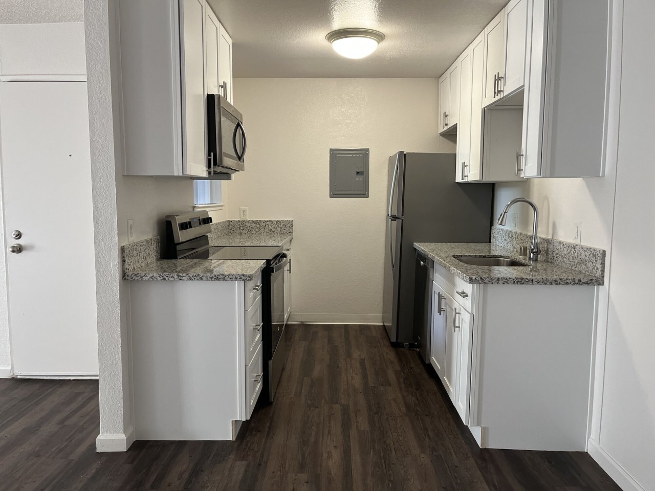 Shasta Terrace Image 14
