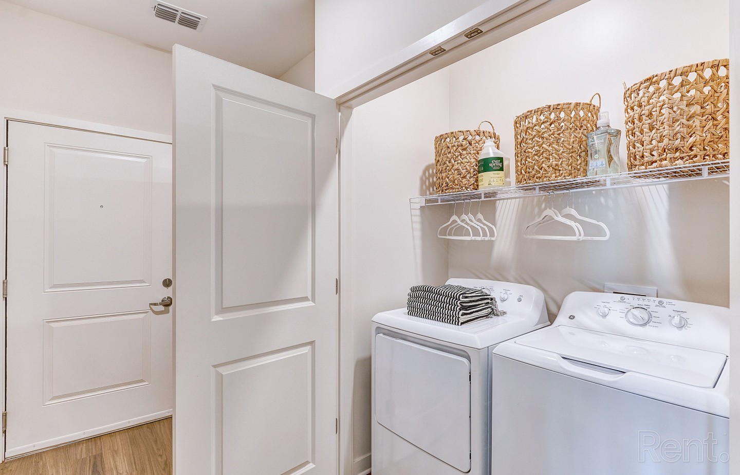 Classic City Flats | Luxury Apartments Image 14