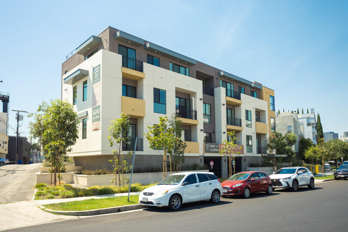 1751 Malcolm Ave - Student Housing Image 22