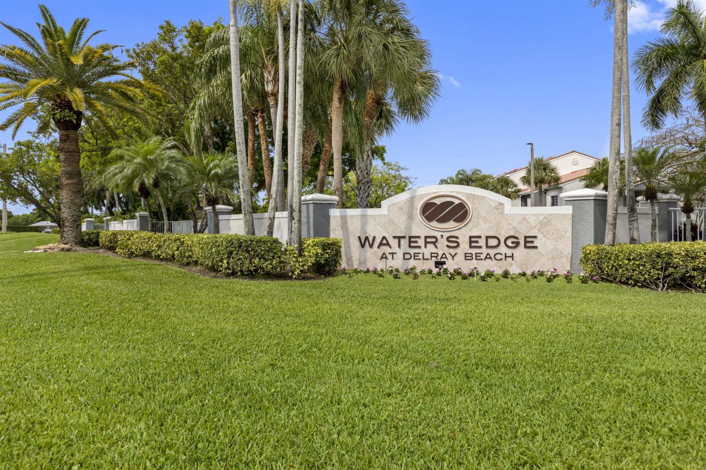 Water's Edge Image 7