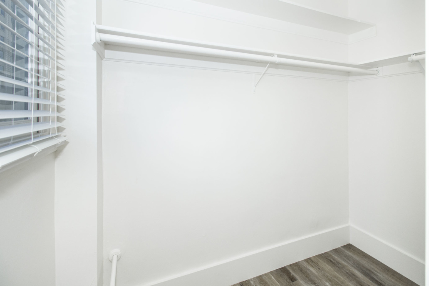 795 PINE Image 29