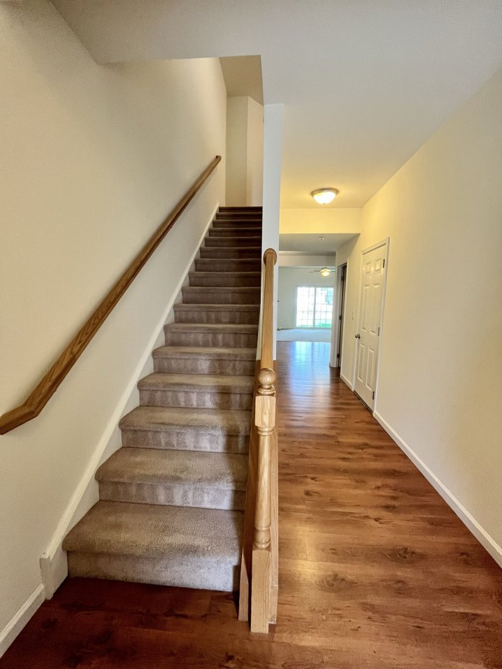 Ridgeview Townhomes and Apartments Image 22