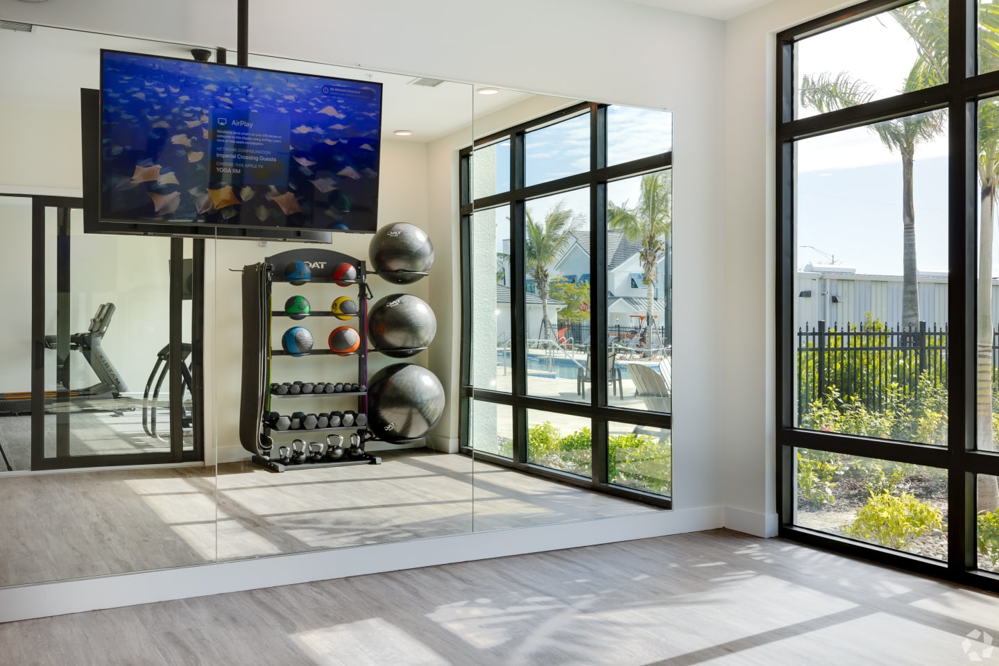 Imperial Crossing Luxury Apartment Homes Image 30