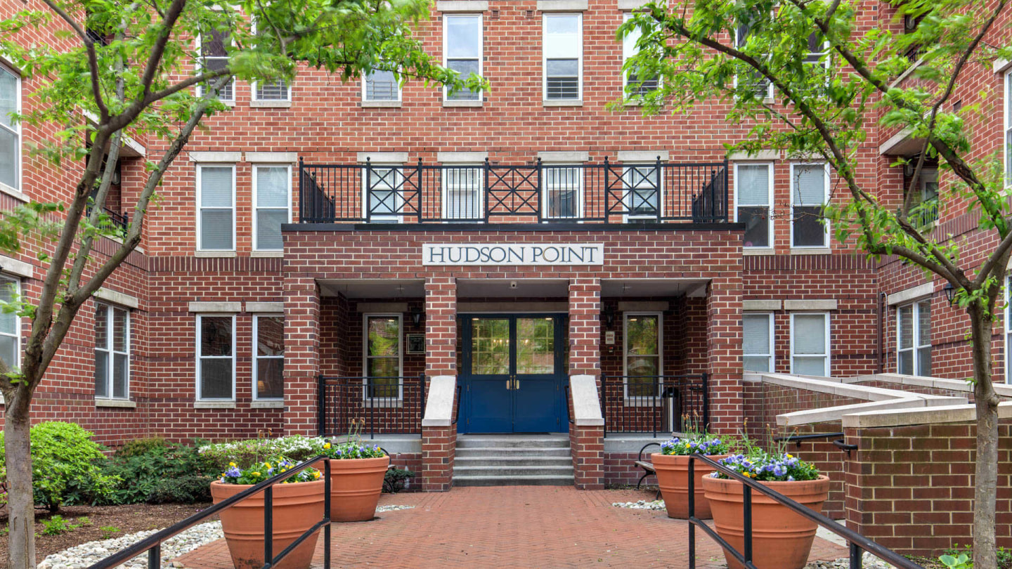 Hudson Point Image 1
