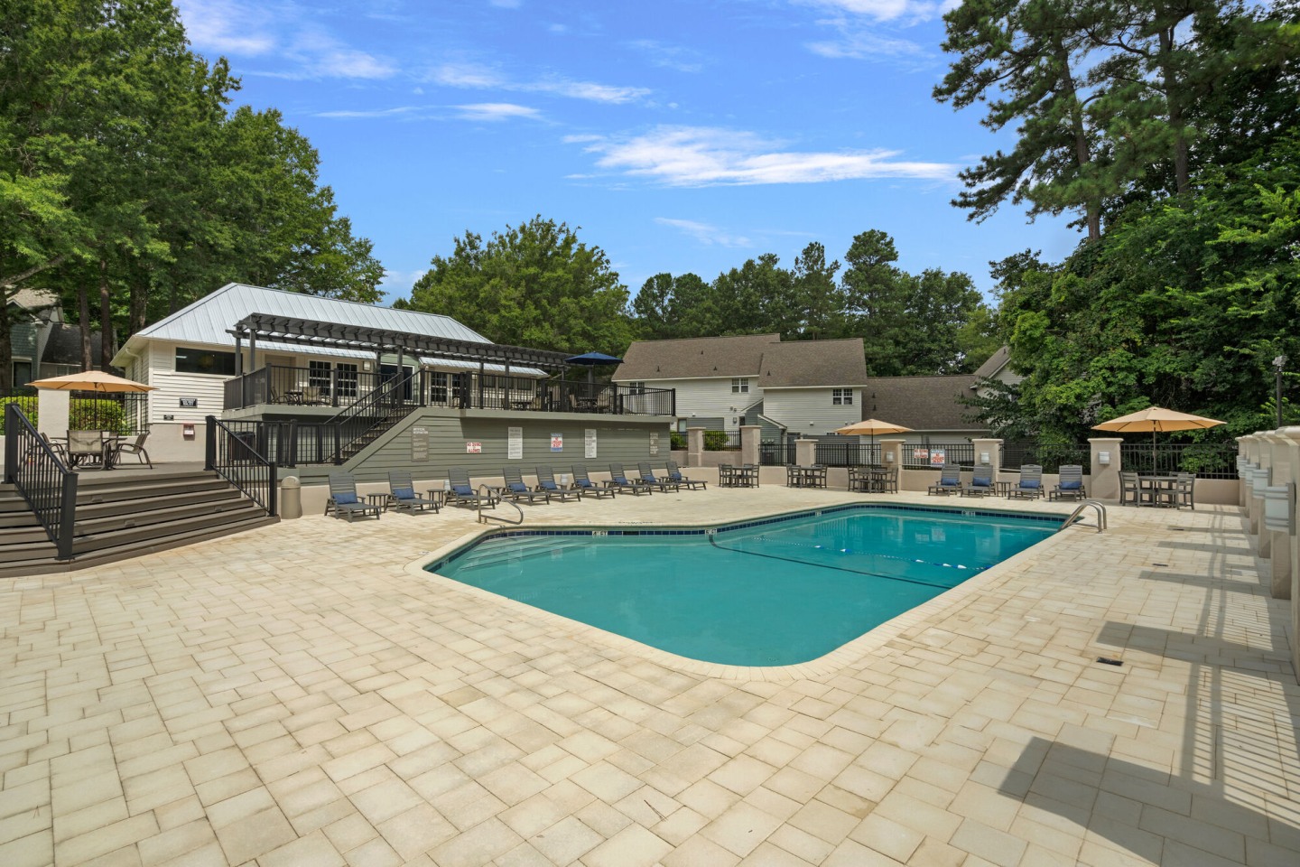 Edwards Mill Townhomes & Apartments Image 13