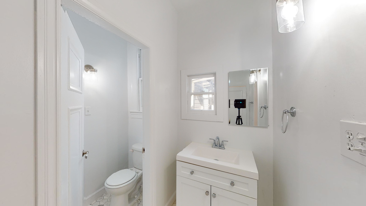 957 Hayes Street Image 11