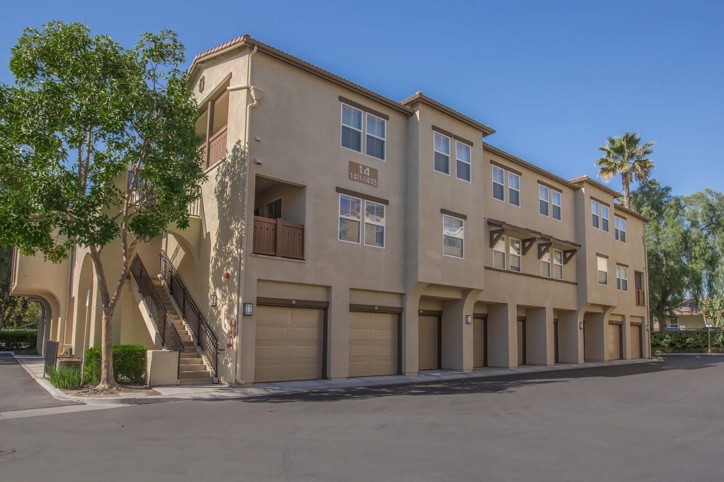 Laurel Vista Apartment Homes Image 3