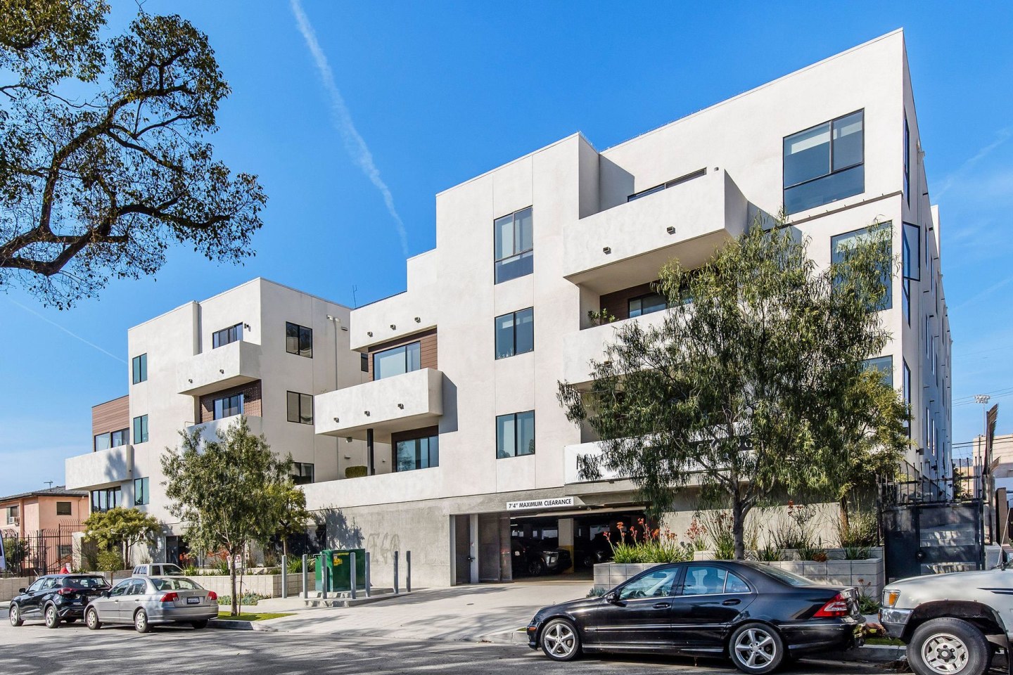 H Wood Apartments Image 2