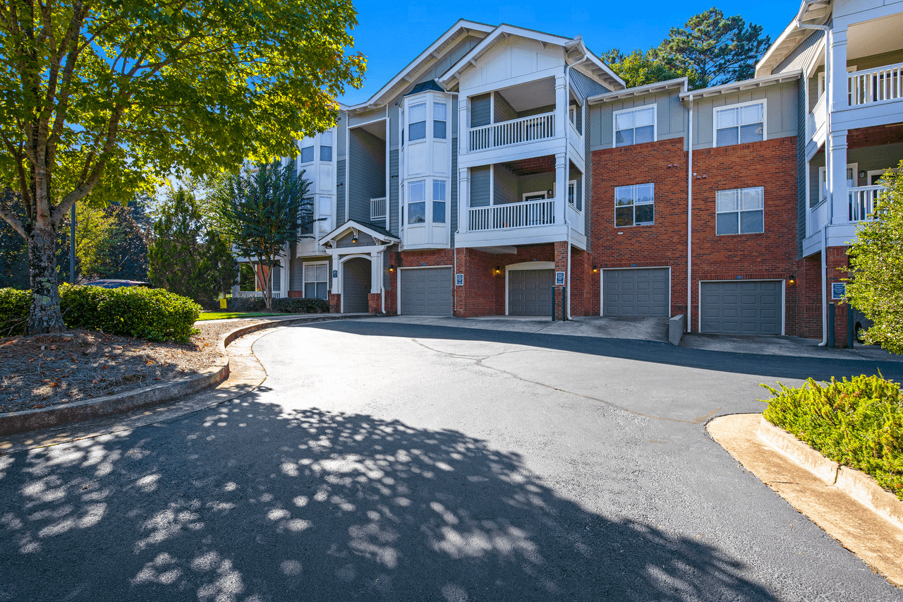 Lakeside at Town Center Apartments Image 44
