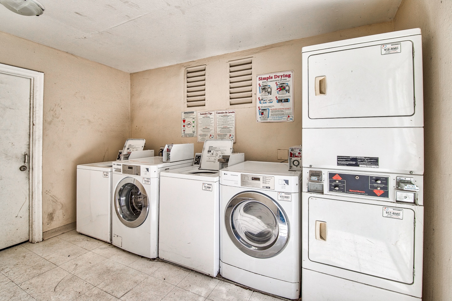 Monterey Apartments Image 35