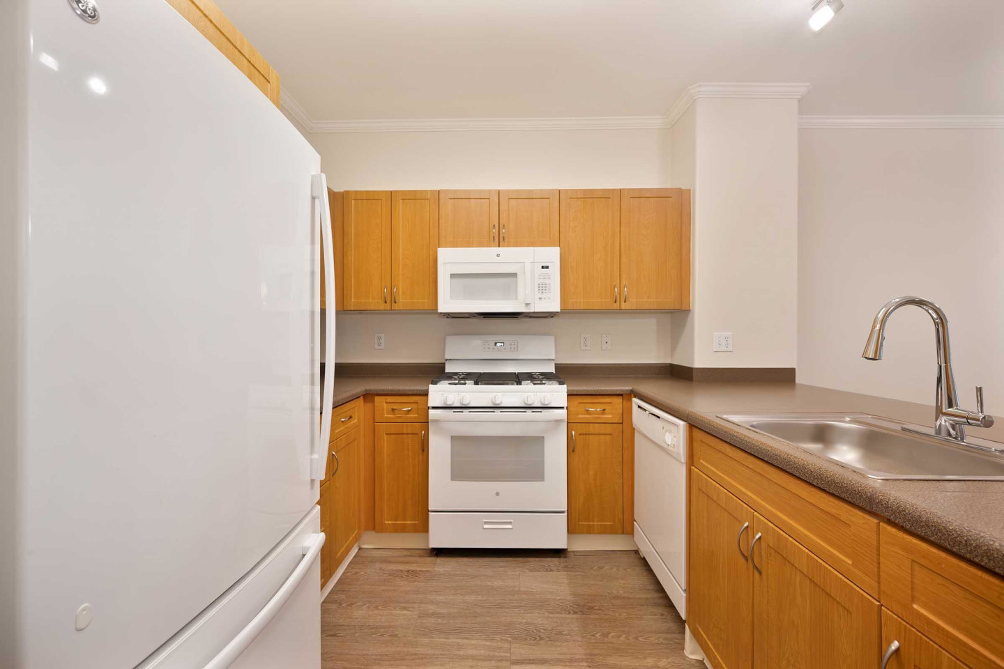 Mission Hills Commons Image 3