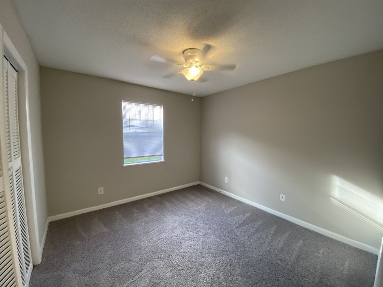 Spring Lake Apartments Image 5