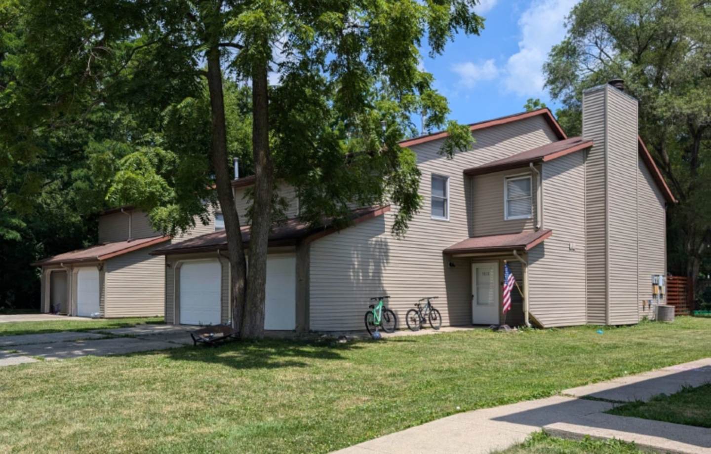 Canterbury Townhomes Image 1