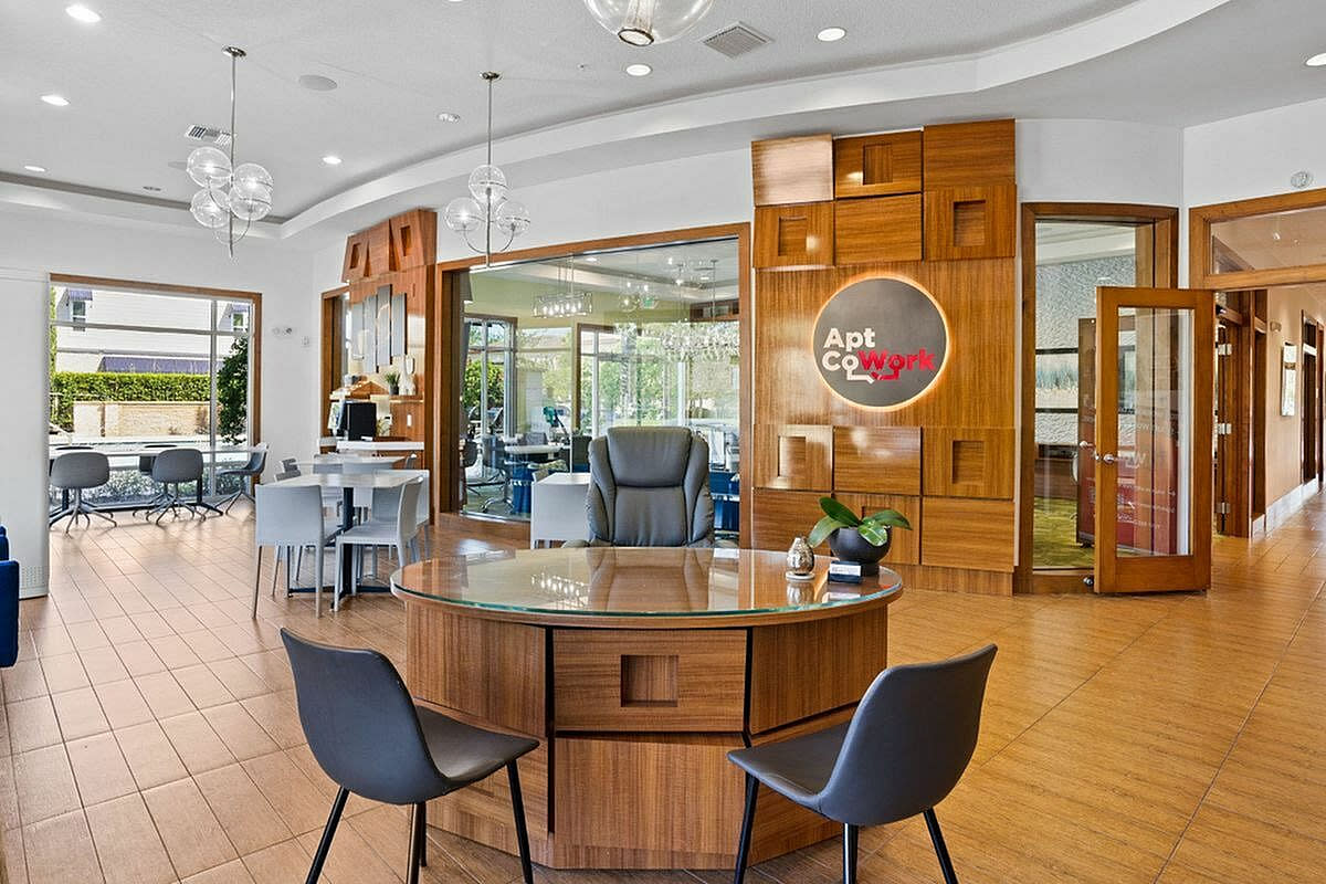 The Marq Highland Park Apartments Image 1