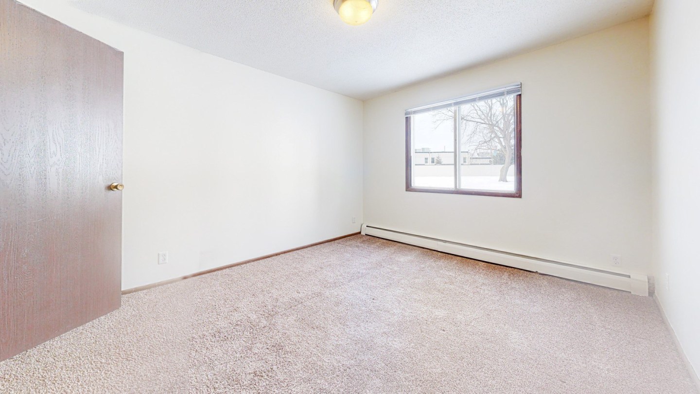 Brooklyn Crossing Image 30
