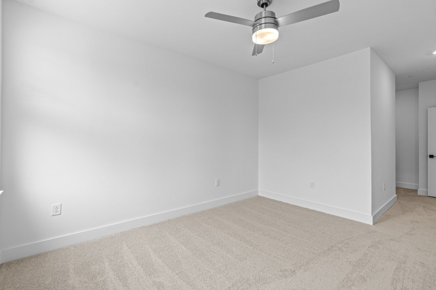 The Nixon Apartments Image 48