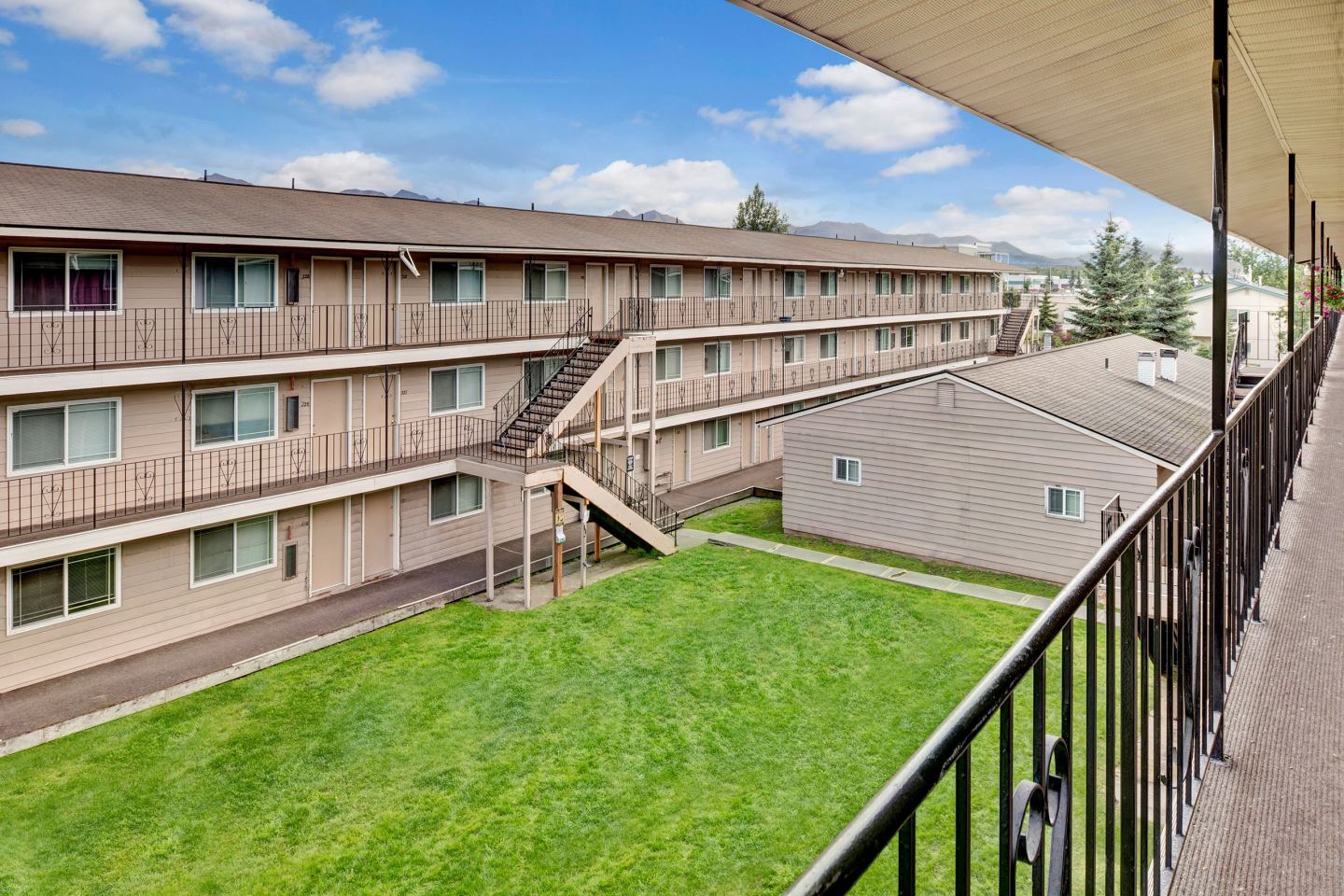 College View Image 13