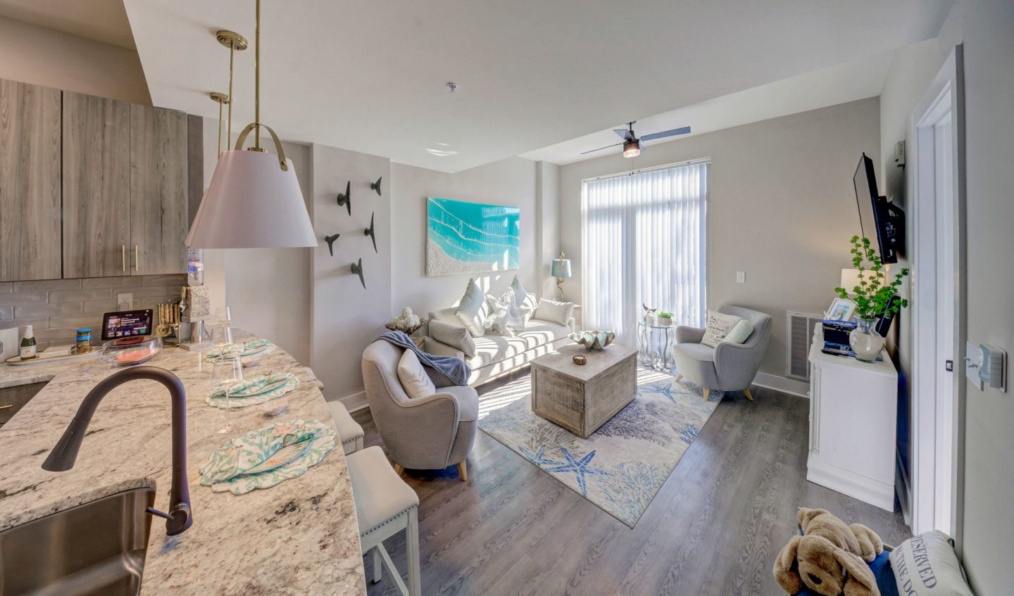 The Pinnacle on 31st Street Image 15
