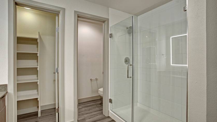 The Carillon Apartment Residences Image 45