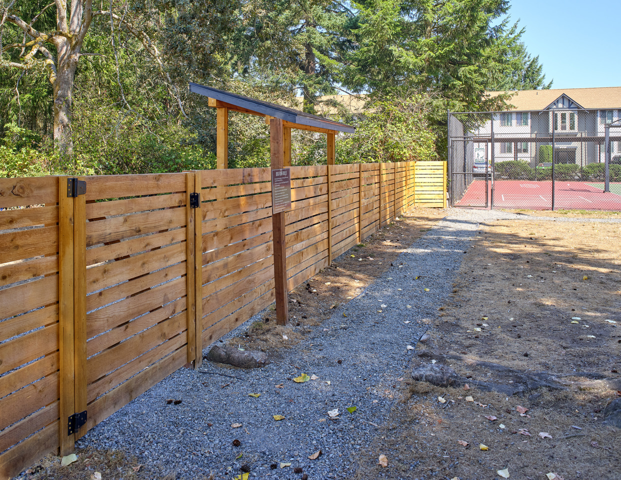 Forest Hill Village Image 32