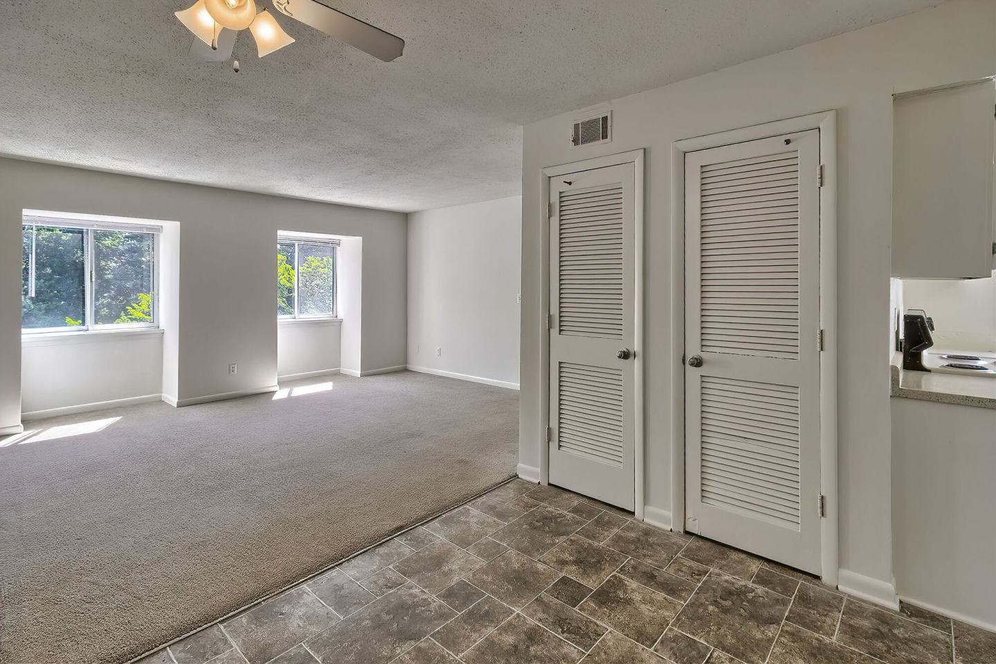 The Farrington Apartment Homes Image 6