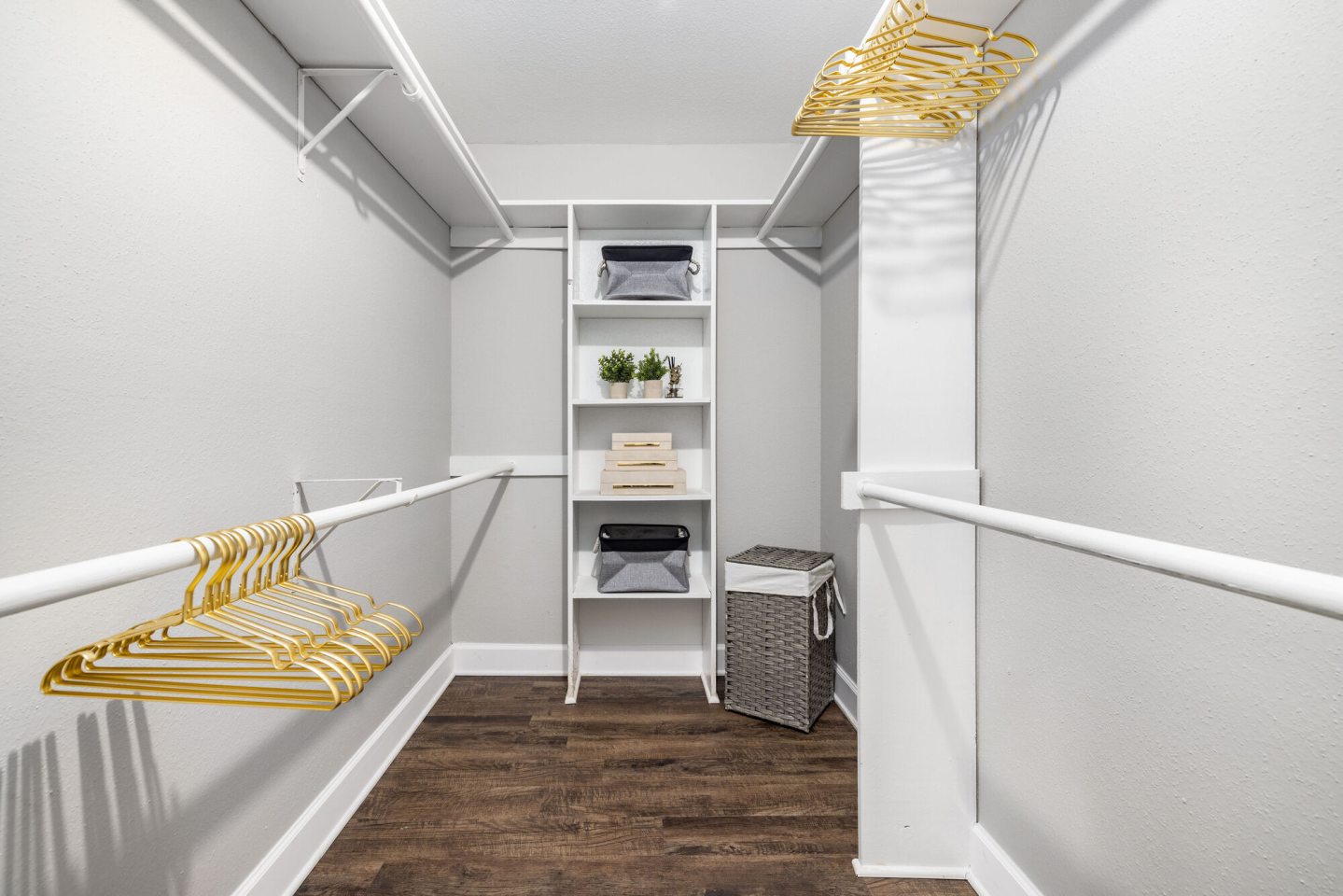Serena Apartment Homes Image 7