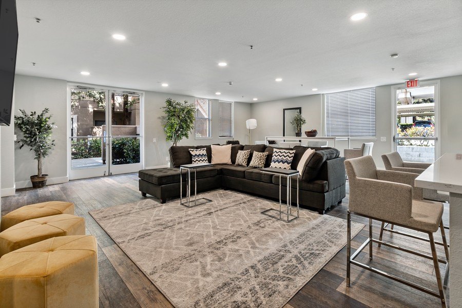 Del Norte Place Apartment Homes Image 14