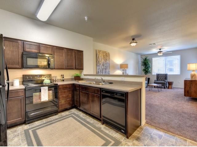 Eaton Village Image 15