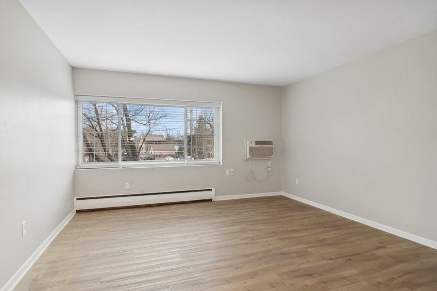 Cove at Linden Hills Image 23